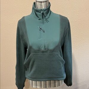 Lululemon Teal Quarter-Zip Fleece Pullover. Size 4. Good condition